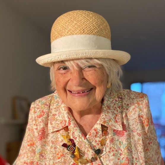 Polsera d'audiocontes Pilarín Bayés | Regals solidaris SJD