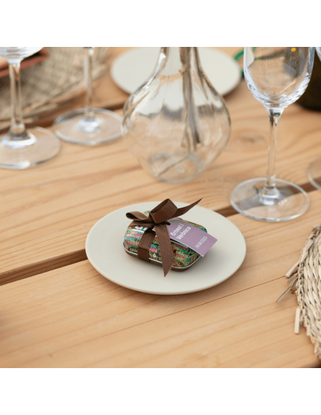 Capseta de caramels per a celebracions solidàries