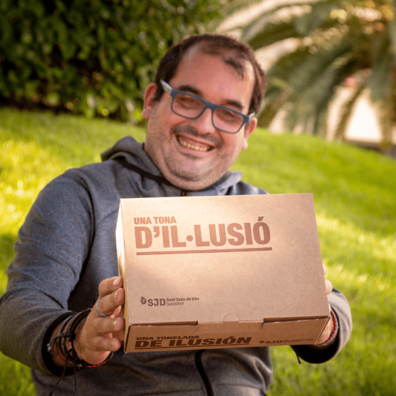 Capsa de cartó 1 tona d´il·lusió 2