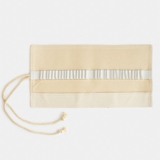 EnrotllArt! Estuche ilustrado por Pilarín Bayés